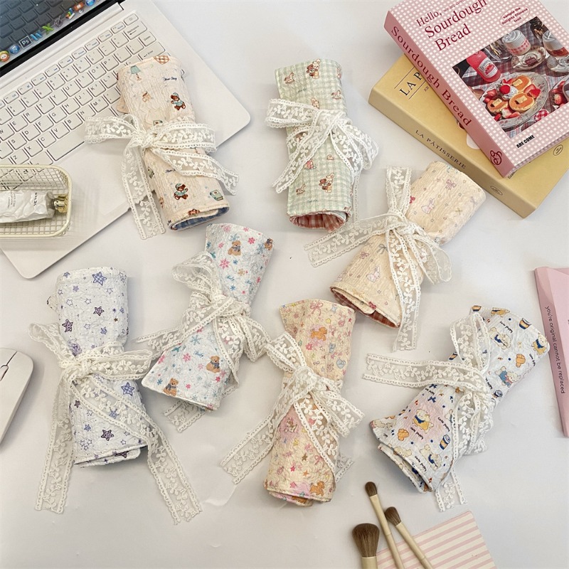 Cute Cartoon Embossed Pencil R - đánh giá và giá Pen Pouch Roll
